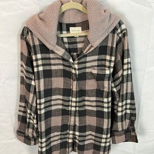 American Eagle plaid flannel hoodie jacket